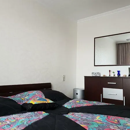 דירה 60 Qm Mit Aussicht In קונז