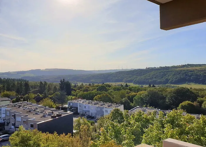 60 Qm Mit Aussicht In דירה